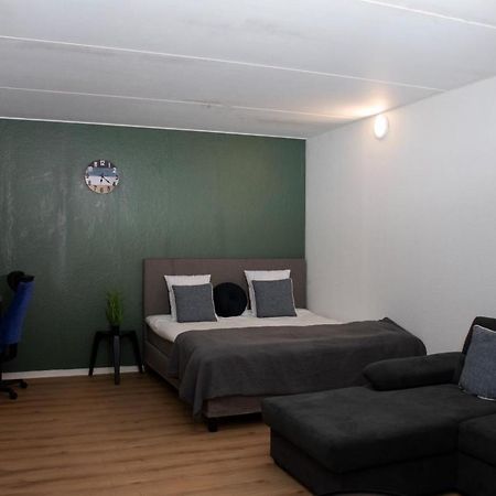 Entire Apartment Malmo 2 Bedrooms-Tv Lounge-Balcony ภายนอก รูปภาพ