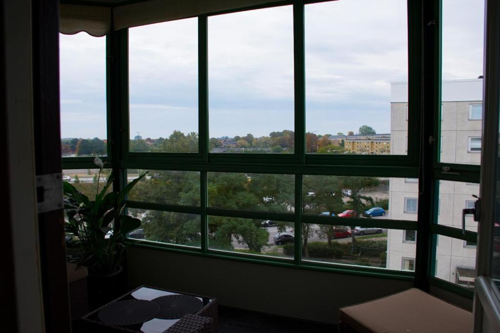 Entire Apartment Malmo 2 Bedrooms-Tv Lounge-Balcony ภายนอก รูปภาพ