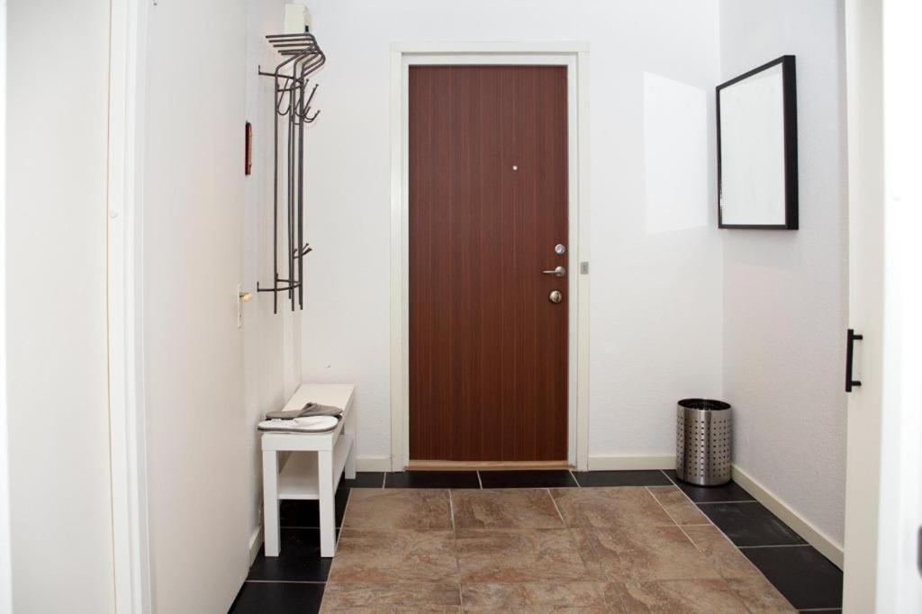 Entire Apartment Malmo 2 Bedrooms-Tv Lounge-Balcony ภายนอก รูปภาพ