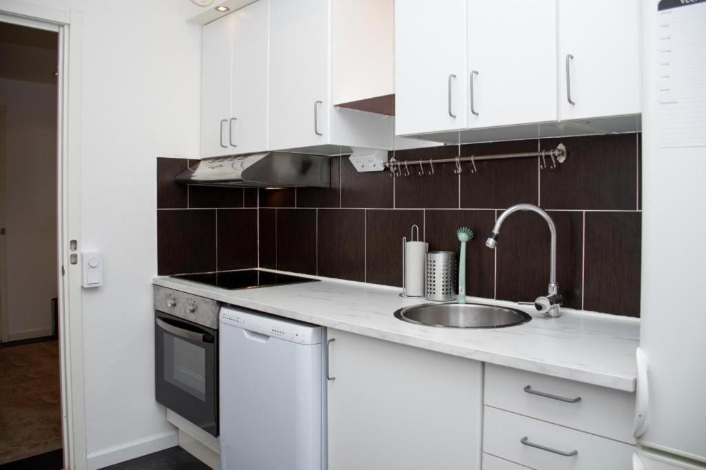 Entire Apartment Malmo 2 Bedrooms-Tv Lounge-Balcony ภายนอก รูปภาพ
